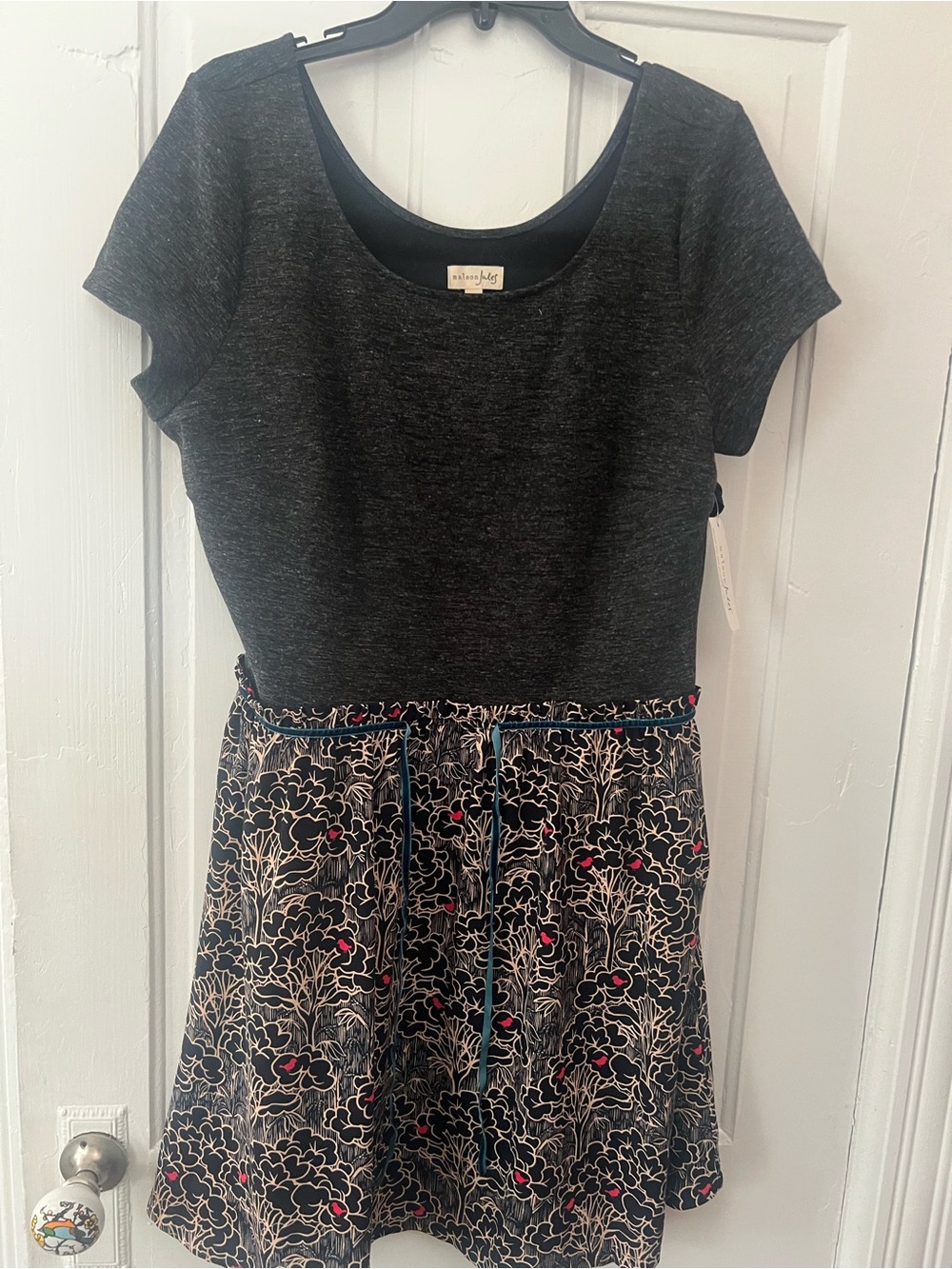 ModCloth Two-Tone Casual Scoopneck Dress in Black and Cream Floral